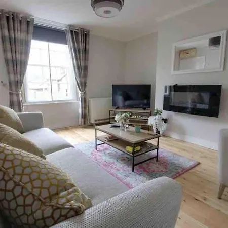 Bakewell- Super Central 2 Bed Apartment Extérieur photo